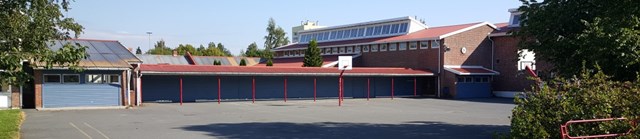 Bilde av Lambertseter skole store skolegård